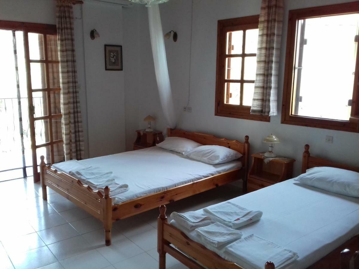 Koutadelias Rooms Kalamos  Exterior photo