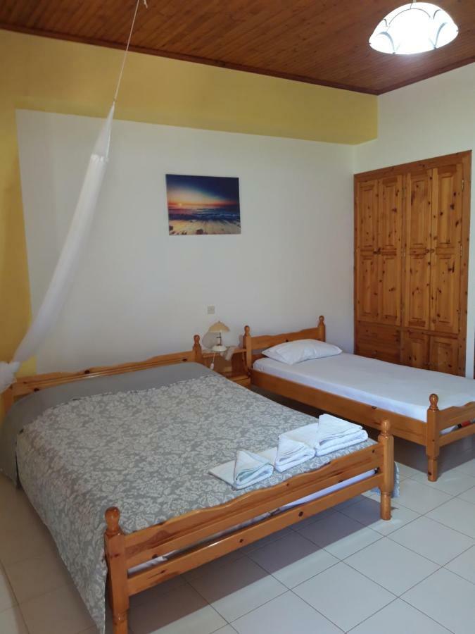 Koutadelias Rooms Kalamos  Exterior photo