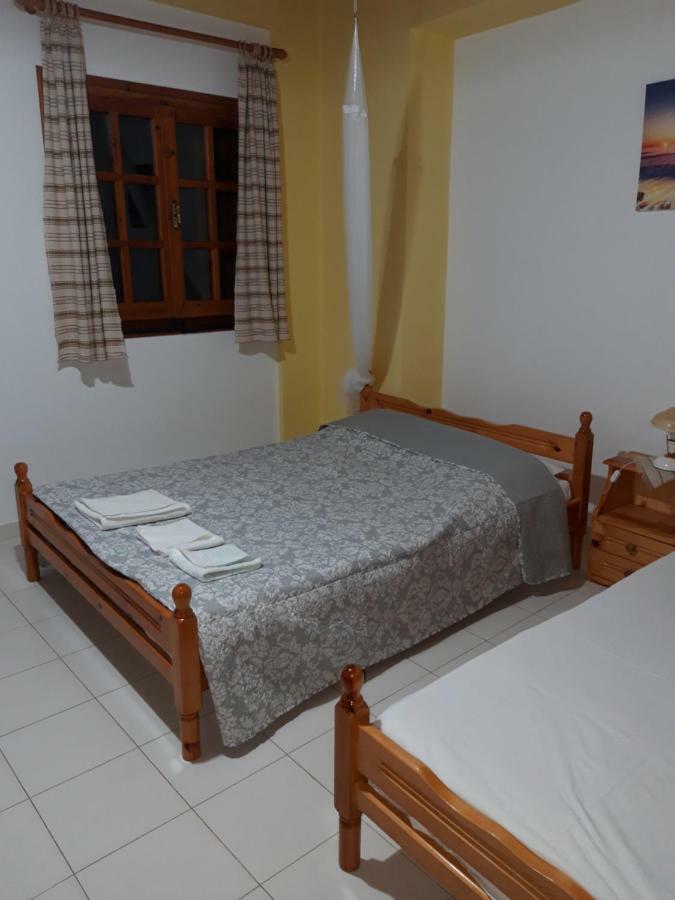 Koutadelias Rooms Kalamos  Exterior photo