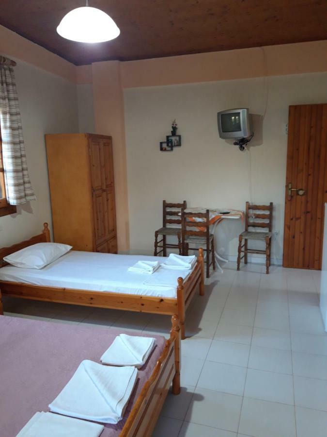 Koutadelias Rooms Kalamos  Exterior photo